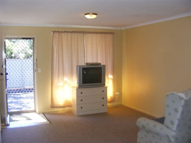 15 Edith Street, NEWTOWN QLD 4350, Newtown - Thumbnail 2