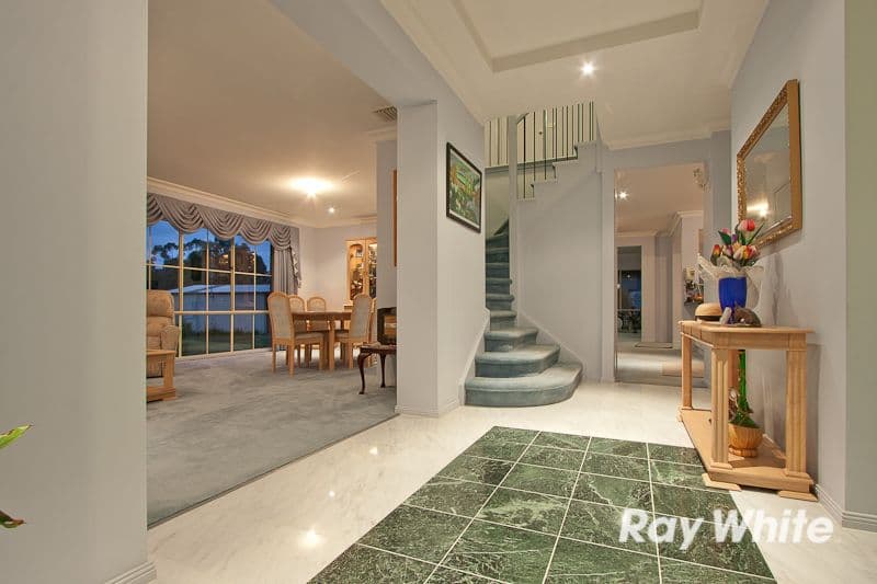 19 Walter Way, CRANBOURNE SOUTH VIC 3977, Cranbourne South - Thumbnail 3