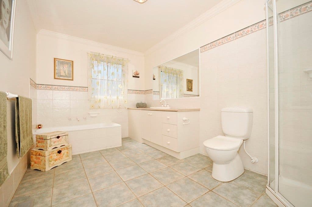11-13 ROSS Road, CROYDON VIC 3136, Croydon - Thumbnail 5