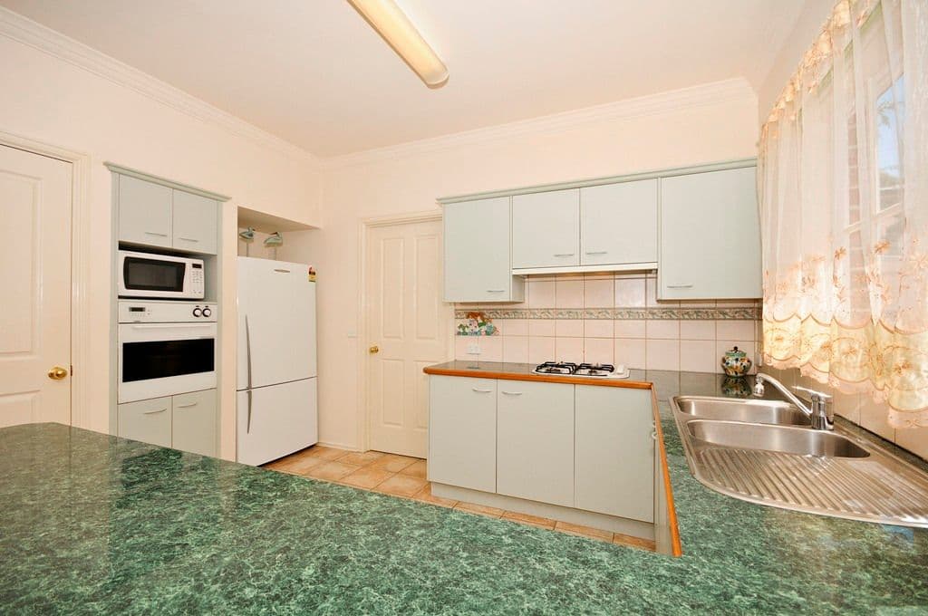 11-13 ROSS Road, CROYDON VIC 3136, Croydon - Thumbnail 4