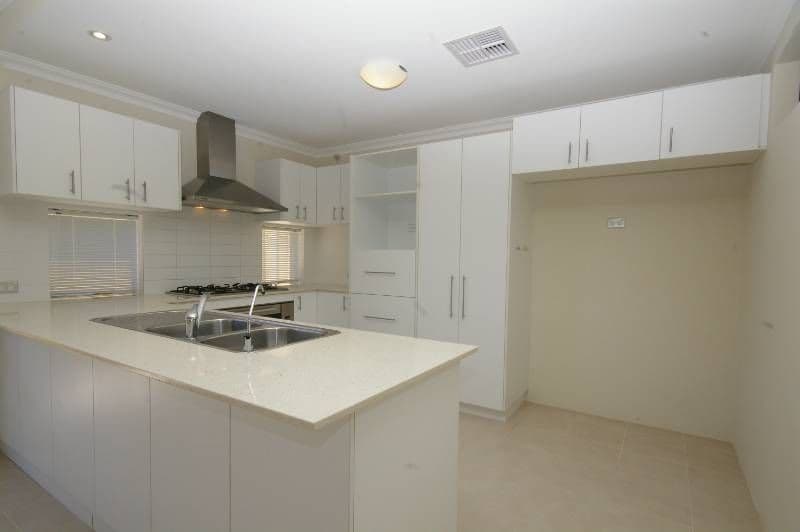 3 Cedar Place, BAYSWATER WA 6053, Bayswater - Thumbnail 3