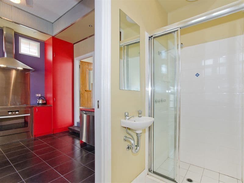 56 Lodge Road, WOOLOOWIN QLD 4030, Wooloowin - Thumbnail 4