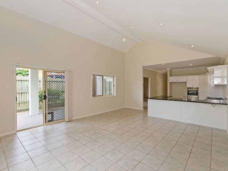 9 Goble Street, HENDRA QLD 4011, Hendra - Thumbnail 4