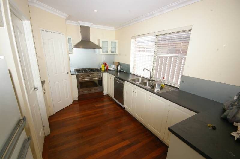 37 Bilinga Road, WESTMINSTER WA 6061, Westminster - Thumbnail 3