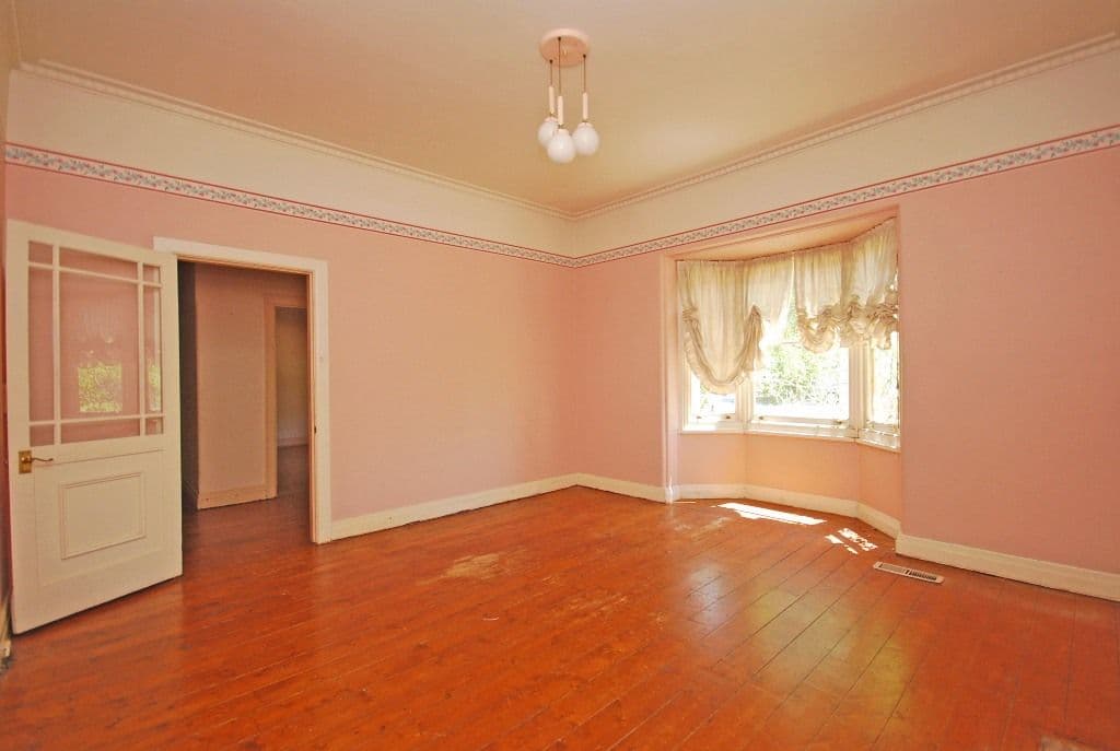 33 Victoria Avenue, LAKE WENDOUREE VIC 3350, Lake Wendouree - Thumbnail 3