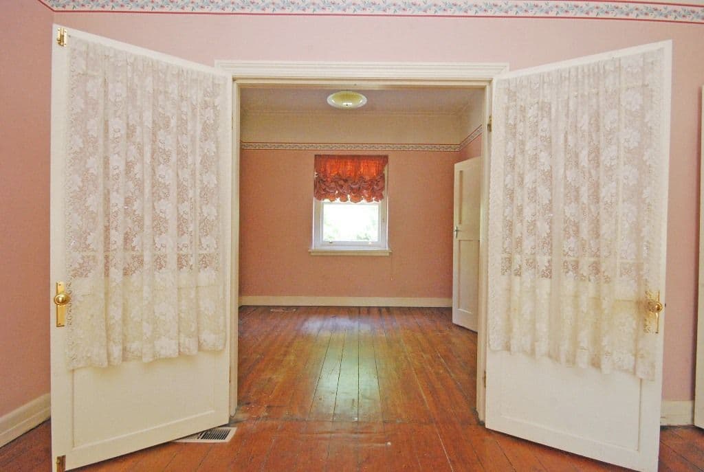 33 Victoria Avenue, LAKE WENDOUREE VIC 3350, Lake Wendouree - Thumbnail 4