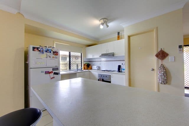 12 Eungella Court, BUSHLAND BEACH QLD 4818, Bushland Beach - Thumbnail 2