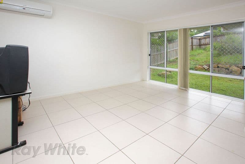 41 Riverside Crescent, SPRINGFIELD LAKES QLD 4300, Springfield Lakes - Thumbnail 5