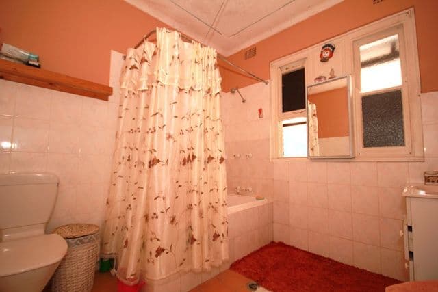 25 Ashby Avenue, YAGOONA NSW 2199, Yagoona - Thumbnail 3