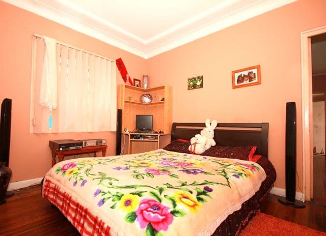 25 Ashby Avenue, YAGOONA NSW 2199, Yagoona - Thumbnail 2