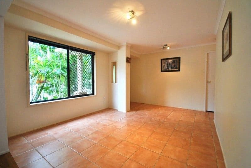 76 Glenvale Street, CORNUBIA QLD 4130, Cornubia - Thumbnail 3