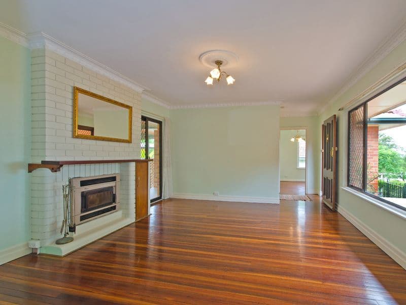 106 Bilsen Road, WAVELL HEIGHTS QLD 4012, Wavell Heights - Thumbnail 8