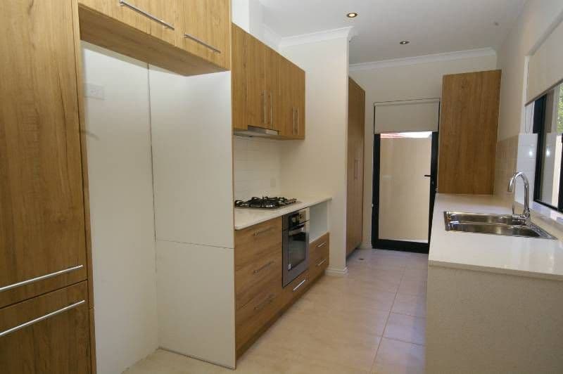 17a Coolham Way, BALGA WA 6061, Balga - Thumbnail 2