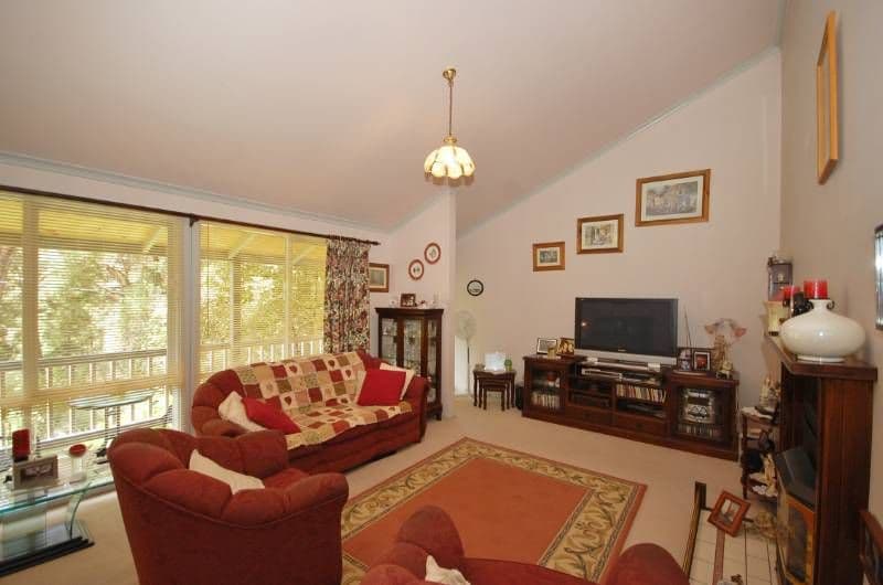 26 Joy Avenue, MOUNT EVELYN VIC 3796, Mount Evelyn - Thumbnail 3