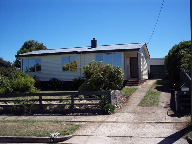 21 Raymond Avenue, DEVONPORT TAS 7310, Devonport - Image 1