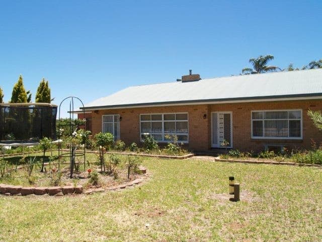 33 Borroughs Road, WAIKERIE SA 5330, Waikerie - Thumbnail 2