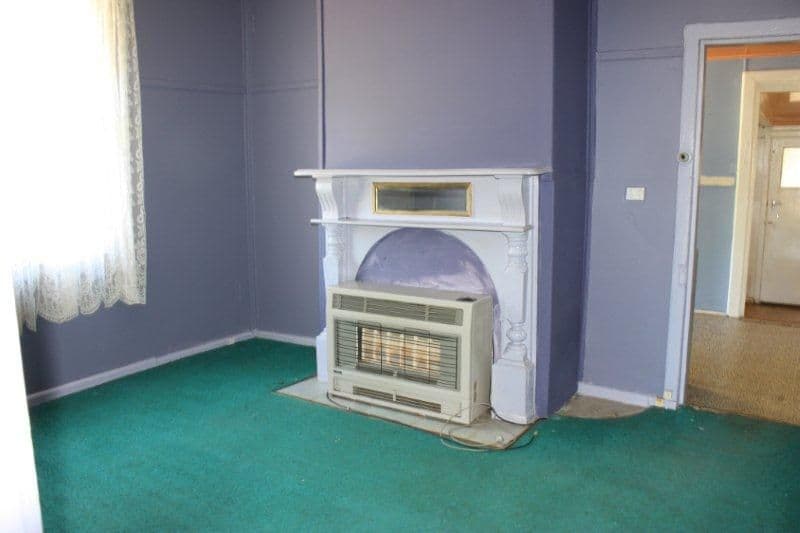 21 Booth Street, RUTHERGLEN VIC 3685, Rutherglen - Thumbnail 2