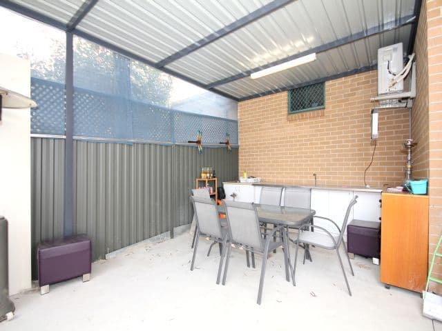 81 Bellevue Avenue, GEORGES HALL NSW 2198, Georges Hall - Thumbnail 7
