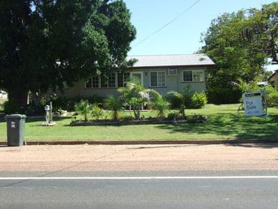 163 Shamrock Street, BLACKALL QLD 4472, Blackall - Image 1