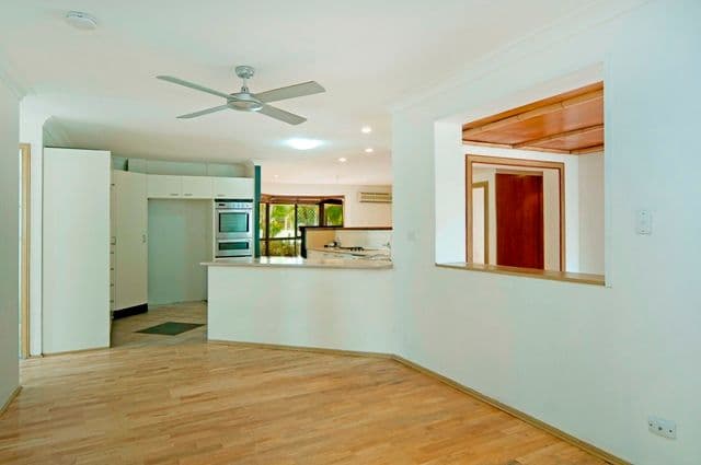 13 Eingana Street, HOPE ISLAND QLD 4212, Hope Island - Thumbnail 4