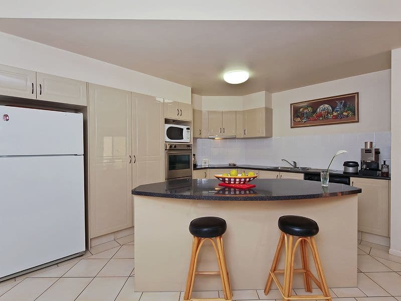 5 Windemere Crescent, VARSITY LAKES QLD 4227, Varsity Lakes - Thumbnail 4