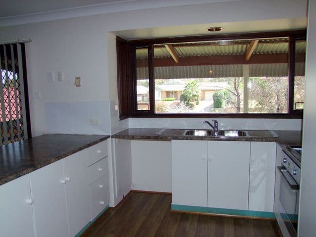 19 Bower Parade, SINGLETON NSW 2330, Singleton Heights - Thumbnail 3