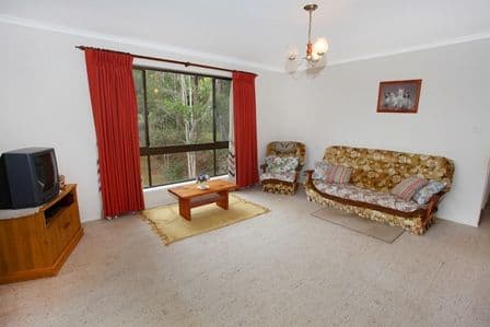 235 Panorama Drive, ROSEMOUNT QLD 4560, Rosemount - Thumbnail 7