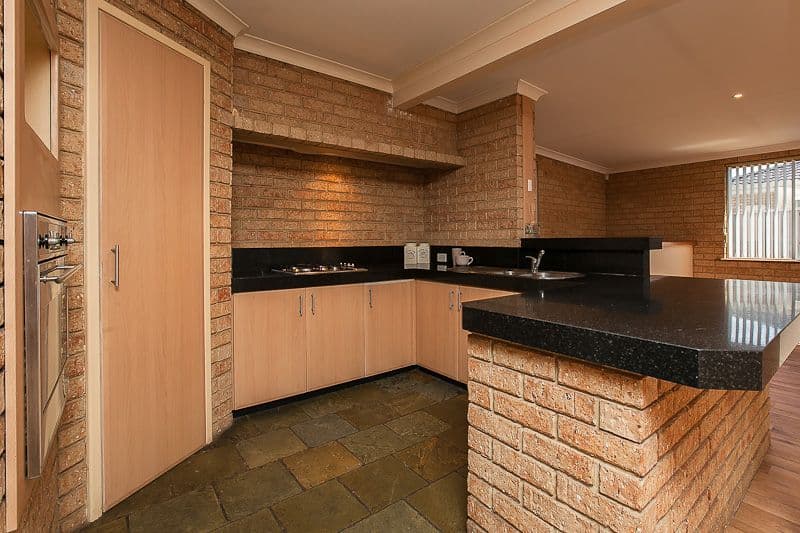 6 Macau Place, WARNBRO WA 6169, Warnbro - Thumbnail 3