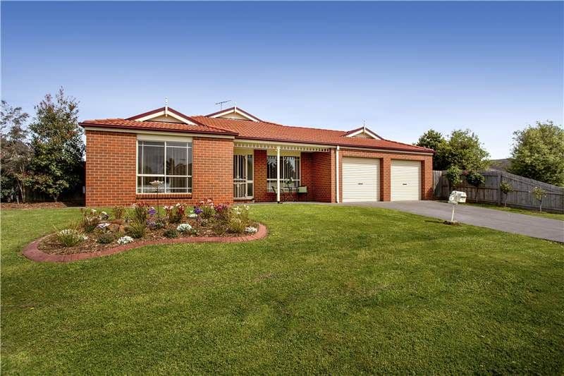 11 Skylark Court, LARA VIC 3212, Lara - Image 1