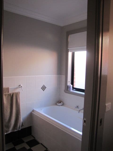 BATHURST NSW 2795, Bathurst - Thumbnail 8