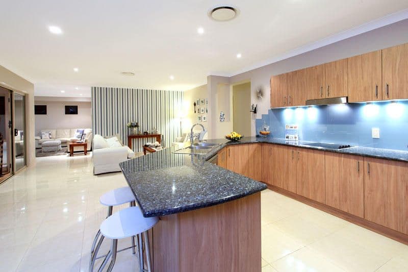10 Sonienda Place, BRIDGEMAN DOWNS QLD 4035, Bridgeman Downs - Thumbnail 6