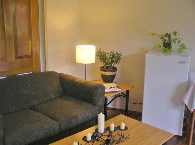 9a Muecke Place, ISAACS ACT 2607, Isaacs - Thumbnail 2