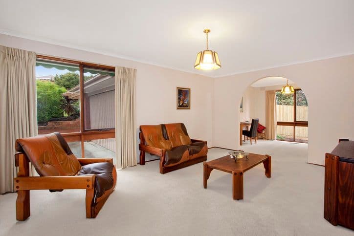 16 Glen Orchard Close, TEMPLESTOWE VIC 3106, Templestowe - Thumbnail 3