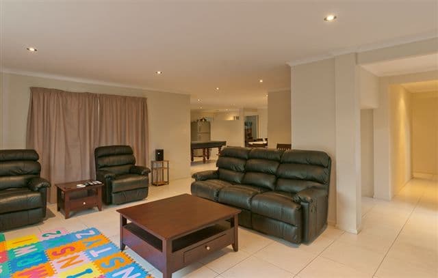 9 Schaefer Court, WESTBROOK QLD 4350, Westbrook - Thumbnail 3