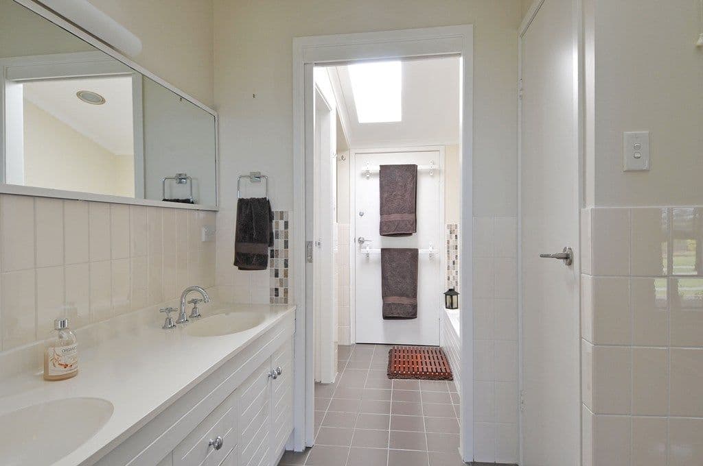 123 North Kiama Drive, KIAMA DOWNS NSW 2533, Kiama Downs - Thumbnail 4