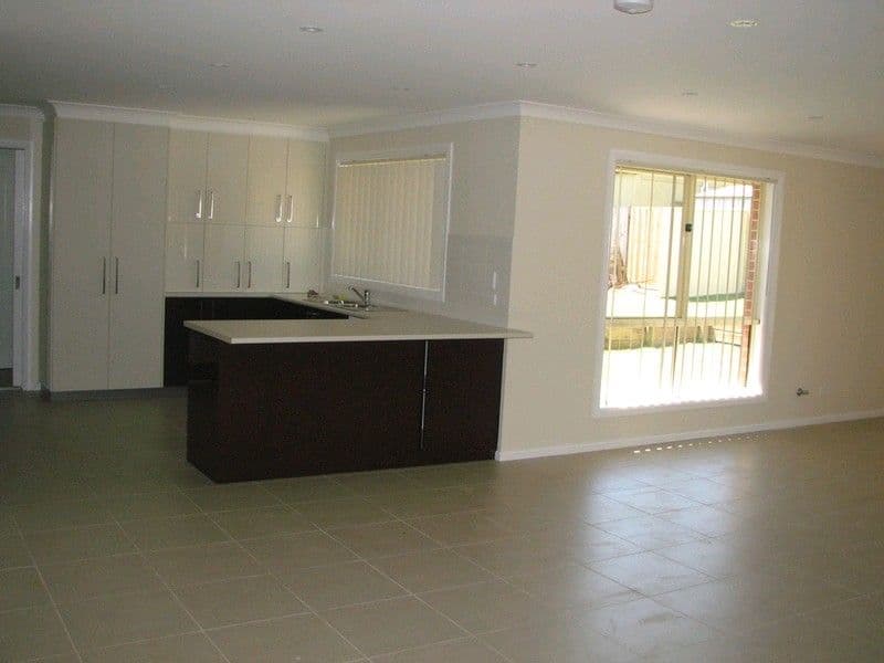 44 Struan Street, TAHMOOR NSW 2573, Tahmoor - Thumbnail 6