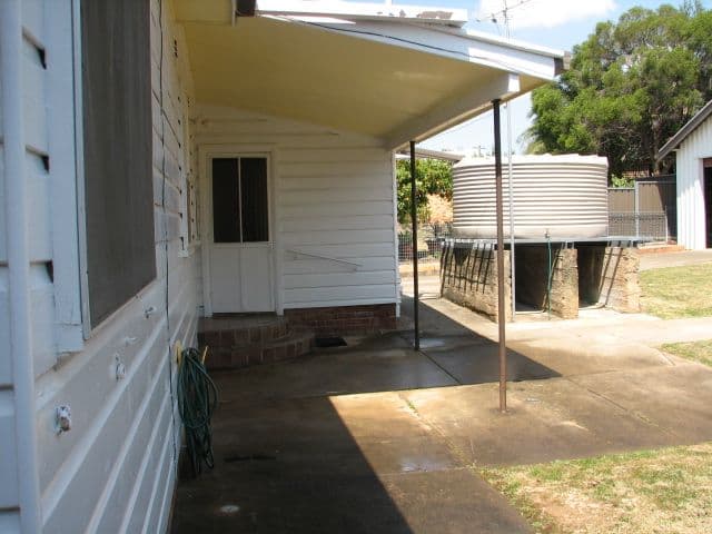 61 Phillip Street, TAMWORTH NSW 2340, West Tamworth - Thumbnail 7