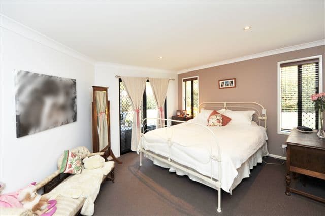 12 Banksdale Drive, MIDDLE RIDGE QLD 4350, Middle Ridge - Thumbnail 5