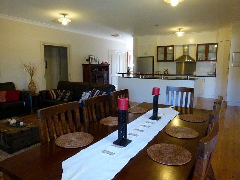 3 McMillan Place, FORBES NSW 2871, Forbes - Thumbnail 2
