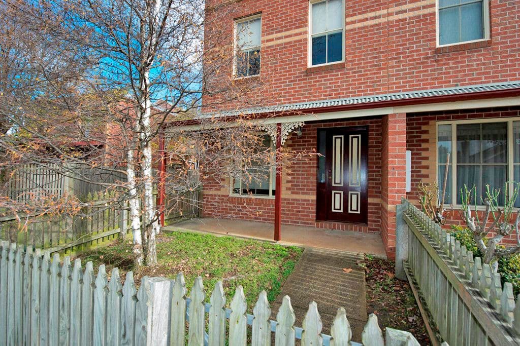 21 High Street, LAKE WENDOUREE  Victoria  3350, Australia, Lake Wendouree - Thumbnail 2