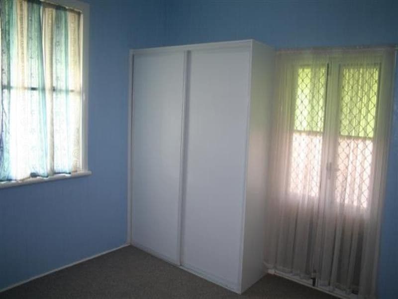 316 Edwardes Street, ROMA QLD 4455, Roma - Thumbnail 3