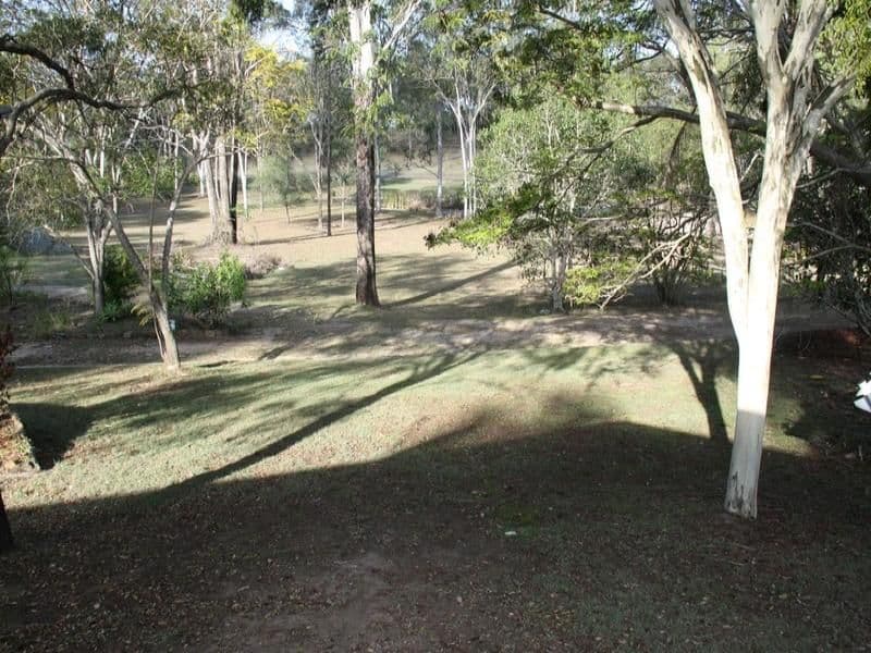 41 Yalkarra Crescent, WURDONG HEIGHTS QLD 4680, Wurdong Heights - Thumbnail 5