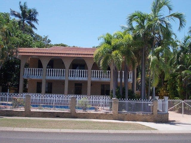 148 Casuarina Drive, NIGHTCLIFF NT 0810, Nightcliff - Thumbnail 2