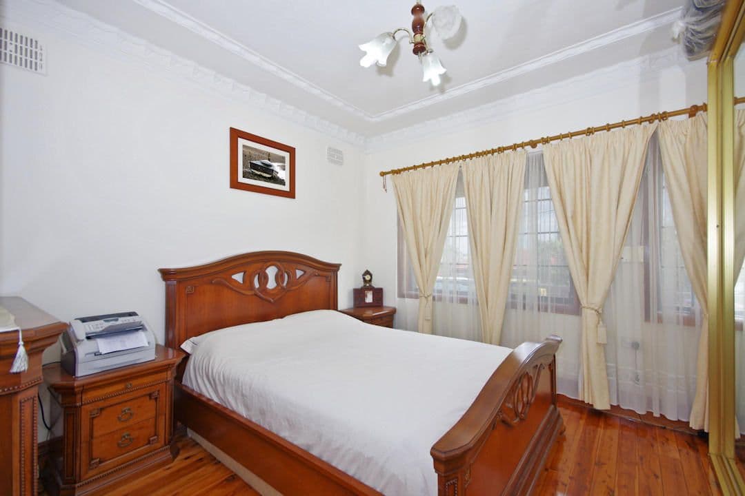 7 Mount Lewis Avenue, PUNCHBOWL NSW 2196, Punchbowl - Thumbnail 5