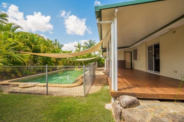 25 Amethyst Street, BAYVIEW HEIGHTS QLD 4868, Bayview Heights - Thumbnail 2