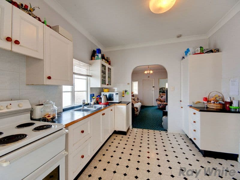14 Edinburgh Castle Road, KEDRON QLD 4031, Kedron - Thumbnail 4