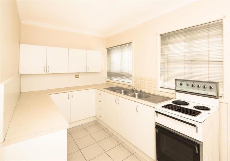 4-1 Brighton Street, BIGGERA WATERS QLD 4216, Biggera Waters - Thumbnail 4