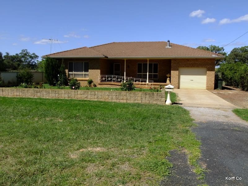 26 Abbott Street, MENDOORAN NSW 2842, Mendooran - Image 1