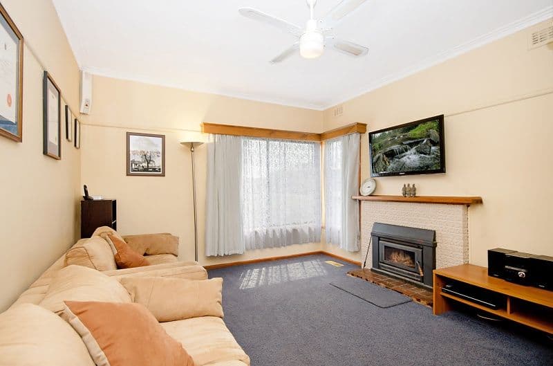 148 Rooneys Road, WARRNAMBOOL VIC 3280, Warrnambool - Thumbnail 2