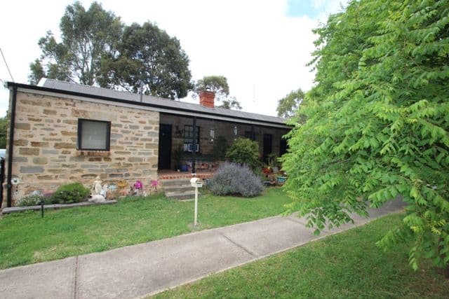 52A and 52B Victoria Road, CLARE SA 5453, Clare - Thumbnail 2